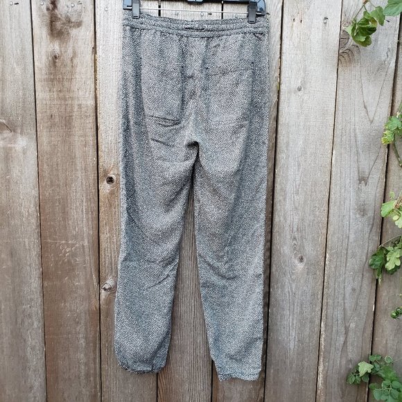 🎁 Anthropologie Orana Printed Jogger Pants - XS - Picture 6 of 14
